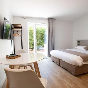 Apartment Logis Les Cepages / Restaurant Le Raisin, Pont-de-Vaux